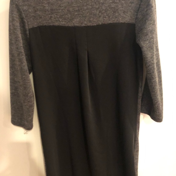 Grey and black 3/4 sleeve dress - Picture 2 of 2